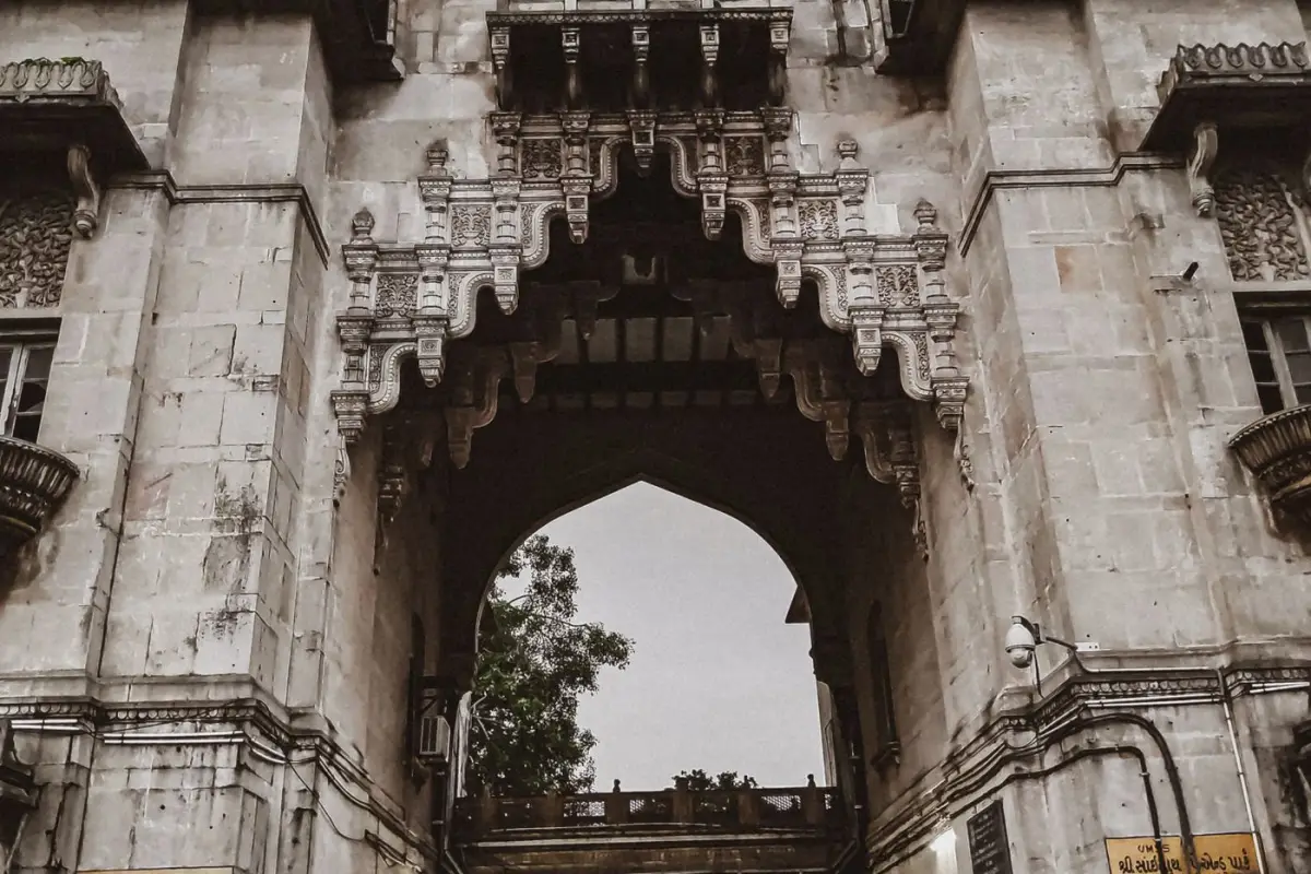 Khanderao Market gate in Vadodara